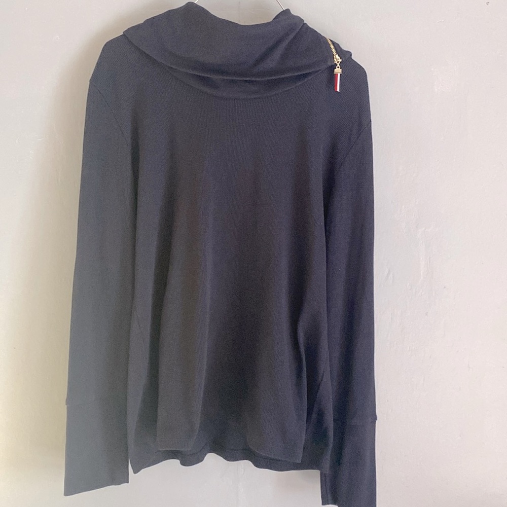 Tommy Hilfiger Navy Turtleneck Size XL